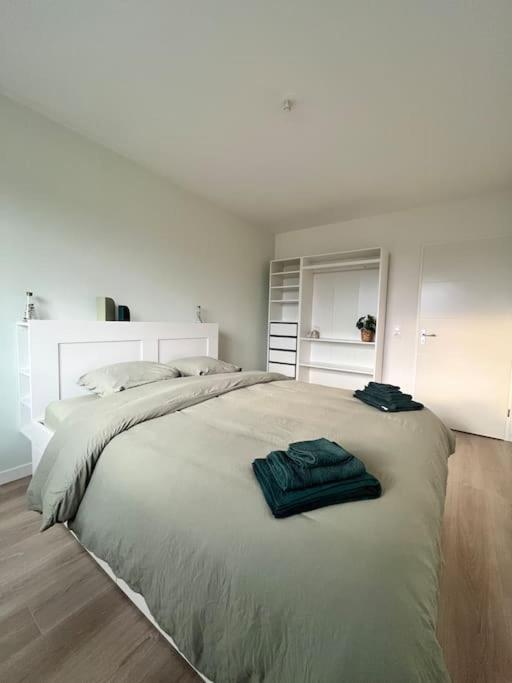 איברי-סור-סיין Superbe Appartement Neuf Dans Residence Familiale Aux Portes De Paris Avec Parking מראה חיצוני תמונה